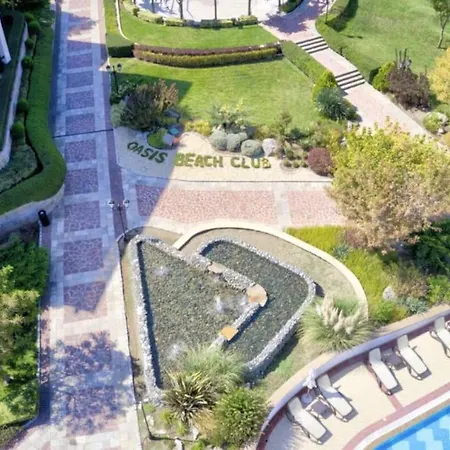 Cozy Garden View Studio At Oasis Beach Club לוזנטס
