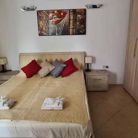 Cozy Garden View Studio At Oasis Beach Club * לוזנטס